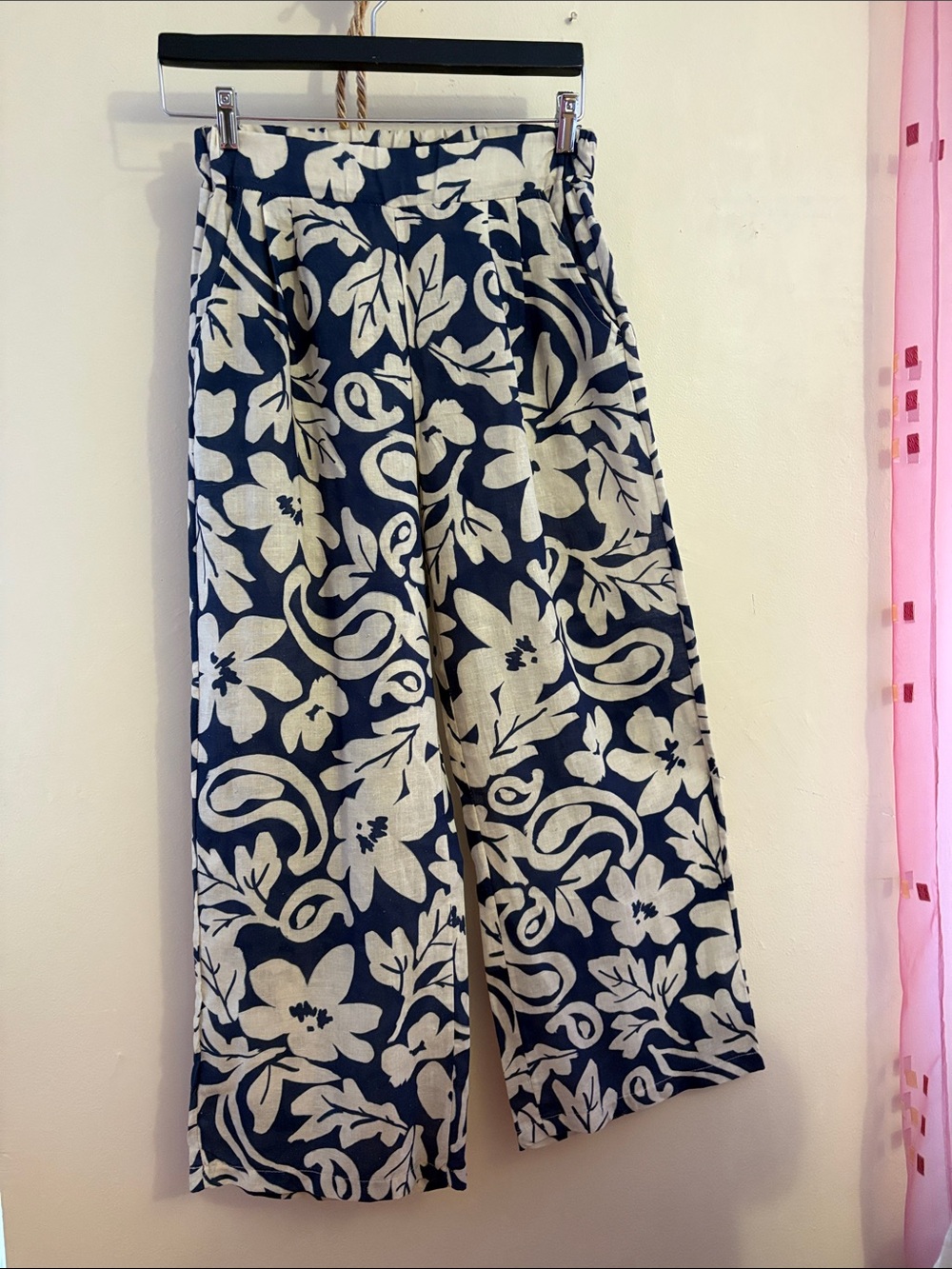 Navy & Cream Floral Straight-Leg Pants. Linen. TENCEL. ITALY